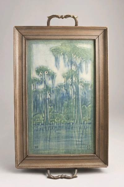 Tray. Henrietta Bailey, decorator. Joseph Meyer, potter. Newcomb Pottery, 1910–1930. Earthenware, brass. Louisiana State Museum 1975.001.38.