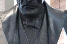 Thomy LaFon. Achille Peretti, 1894. Plaster and paint, 28 x 15 x 13 ½ inches. Louisiana State Museum 00453.