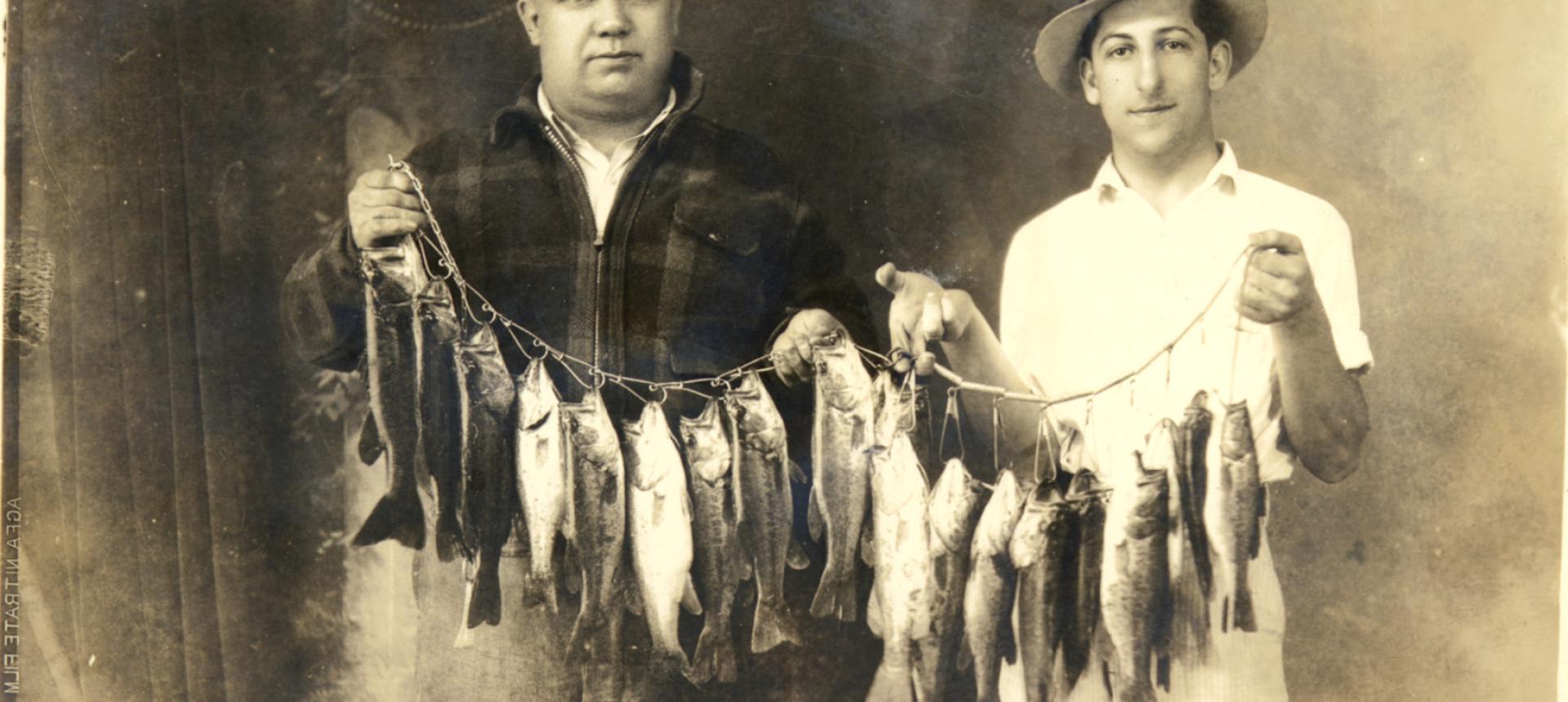 Caught in Cane River Lake, 1930s. Courtesy of Chamber of Commerce Collection, Cammie G. Henry Research Center, Watson Memorial Library, Northwestern State University of Louisiana.