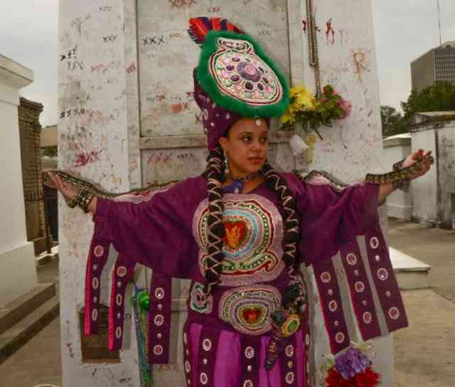Voodoo Queen Kalindah Laveaux Voodoo Queen Kalindah Laveaux